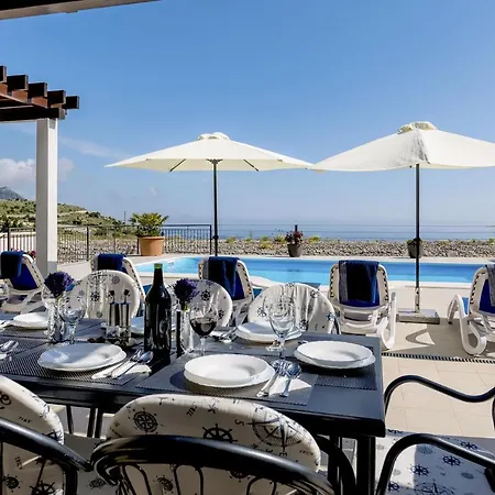 Luxury Queen With Private Pool Near Dubrovnik